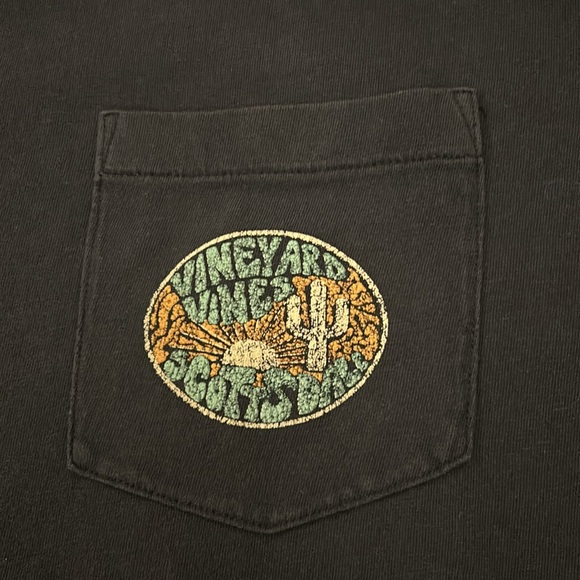 Vineyard Vines cotton t-shirt - Scottsdale Arizona theme. - Picture 3 of 5